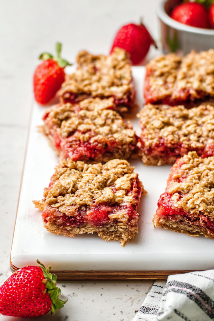 healthy strawberry oatmeal bars