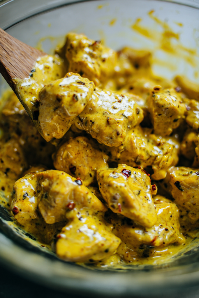 chicken tzatziki bowl