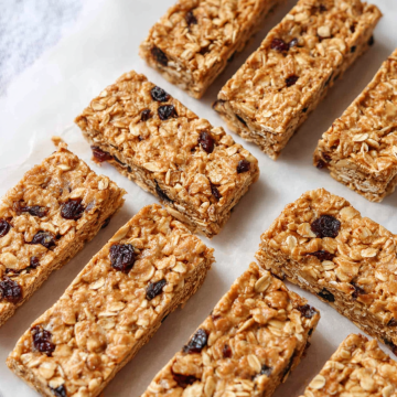 Easy 5-Ingredient Homemade Granola Bars (No-Bake)