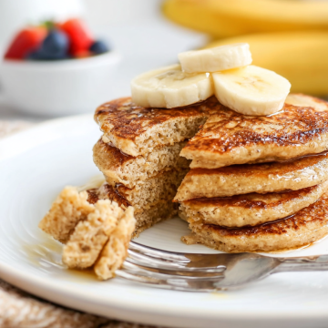 Fluffy Blender Oatmeal Pancakes