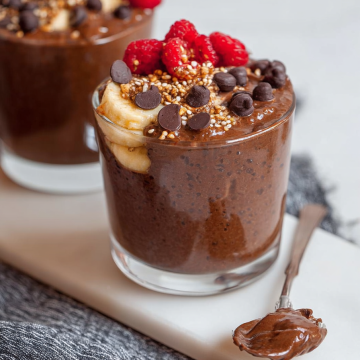 Healthy Chocolate Chia Seed Pudding