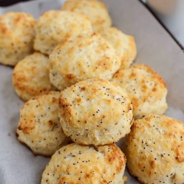 Everything Cottage Cheese Biscuits