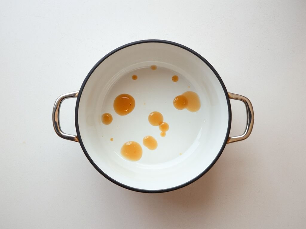 remove stains from  enamel pot - step by step